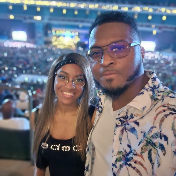 Meet your Posher, Cleo - Picture 3 of 3